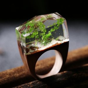 inel din lemn verde